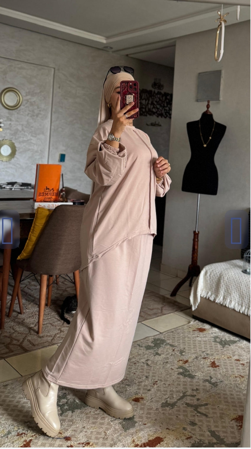 الراحة والأناقة فالصورة! طقم شتوي مستور يواتي كل مقاس ولبسة