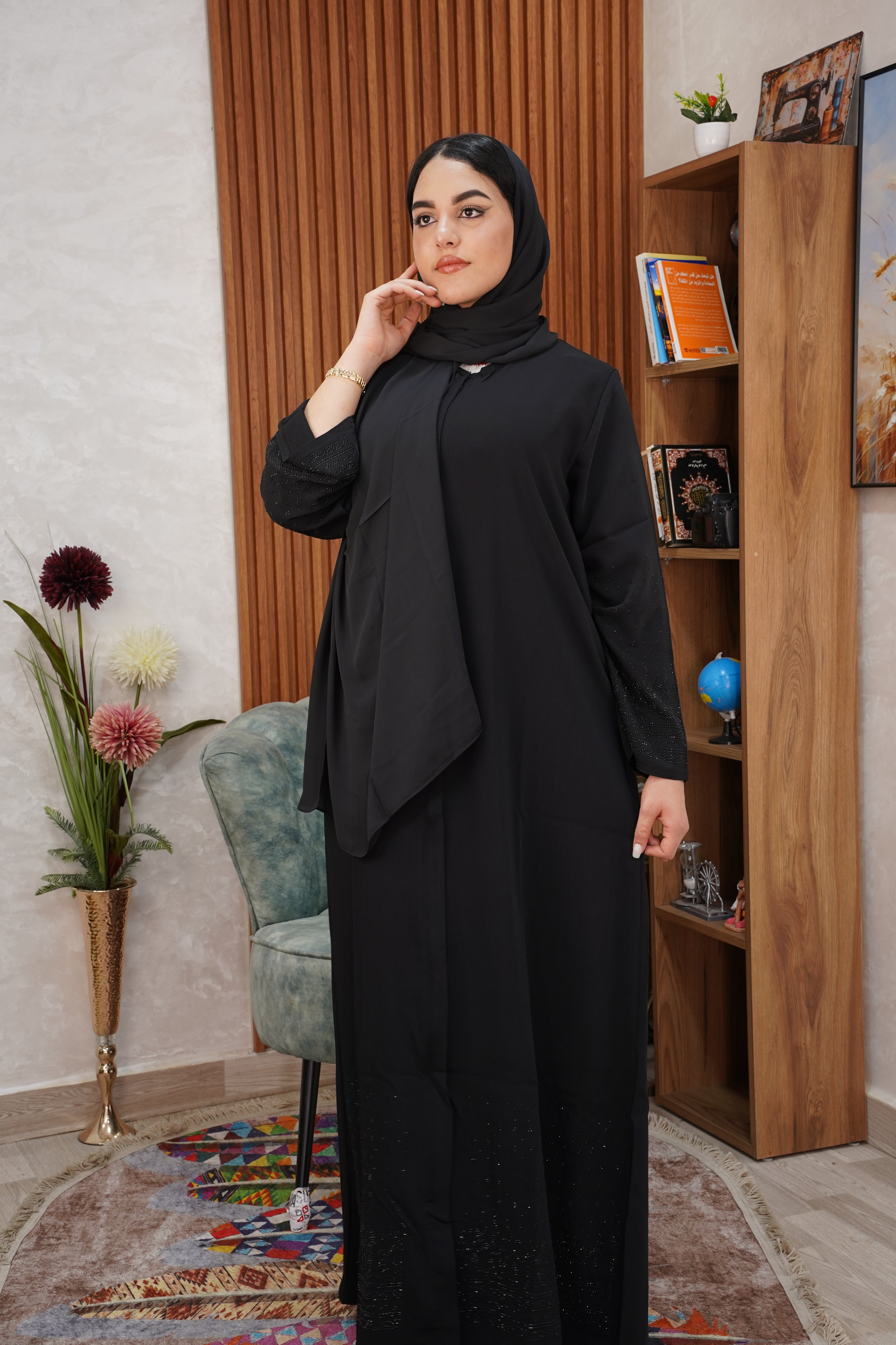 عباية قفطان فاخرة 'لؤلؤة مراكش' - عنابي ملكي" (Luxury Kaftan Abaya 'Pearl of Marrakesh' - Royal Maroon)
